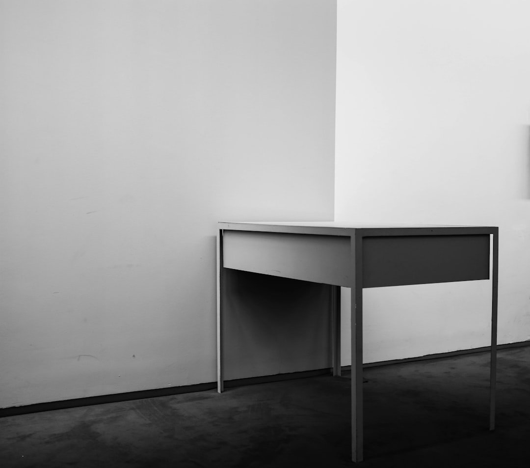 Photo Empty desk